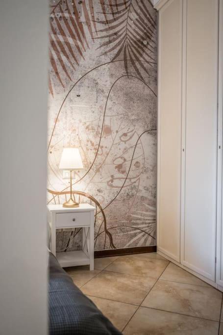 Apartamento Sotto Le Due Torri 5* Bolonia Exterior foto